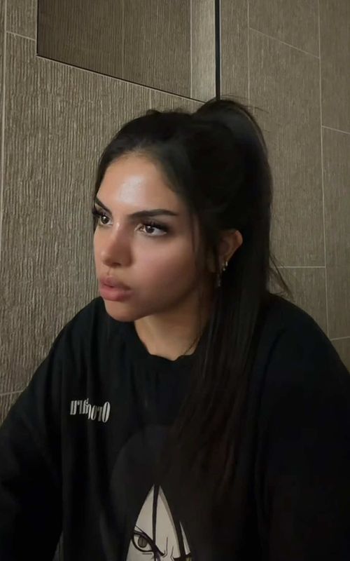 Still from @hudabubbaaa's TikTok post: Casual vibe language creates authentic relatable aesthetic